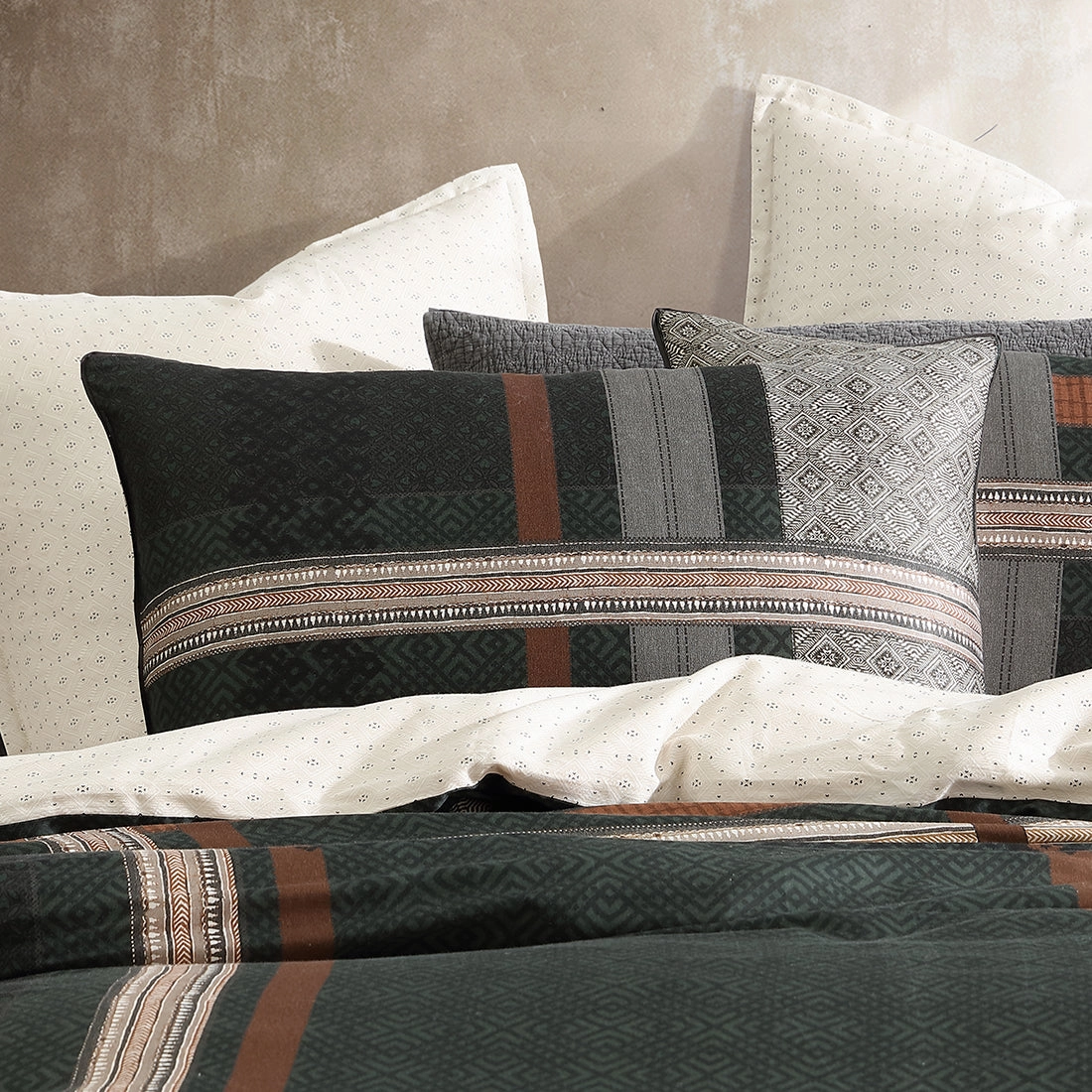 Absko Pine Quilt Cover Set by Logan and Mason