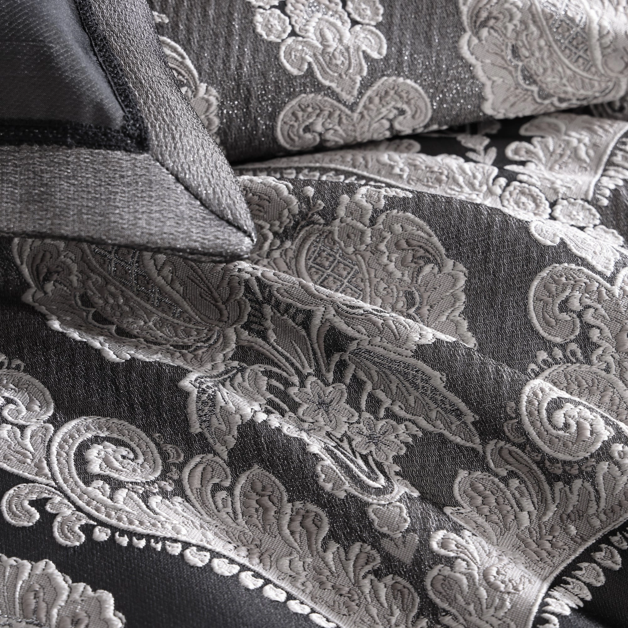Emerson Granite Quilt Cover Set by Davinci