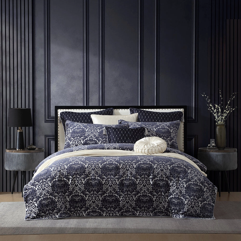 Esmeralda Ink Quilt Cover Set by Davinci
