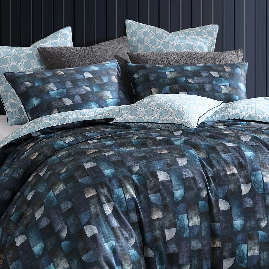 Keanu Quilt Cover Set by Logan and Mason