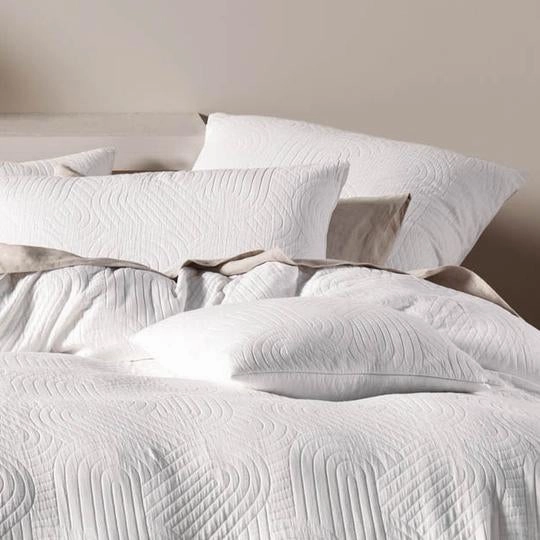 Lila Sugar Quilt Cover Set by Linen House