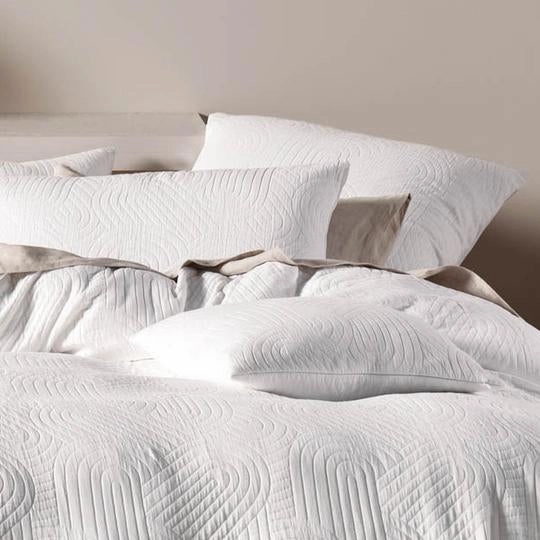 Lila Sugar Quilt Cover Set by Linen House