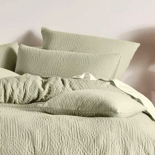 Lila Wasabi Quilt Cover Set by Linen House