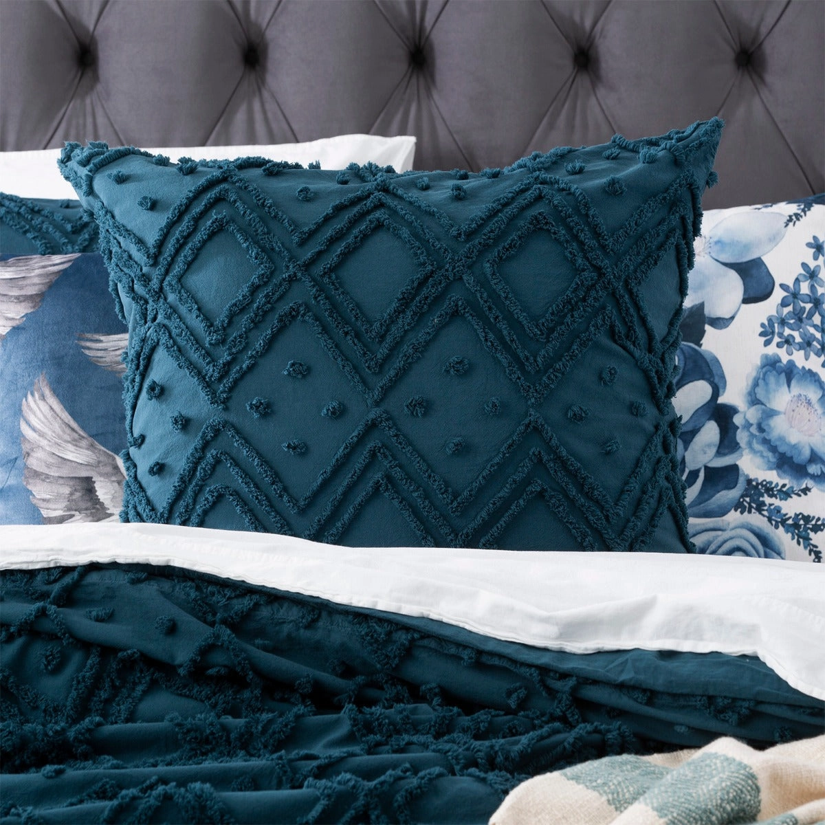 Medallion EVERGREEN Vintage Quilt Cover Set by Park Avenue