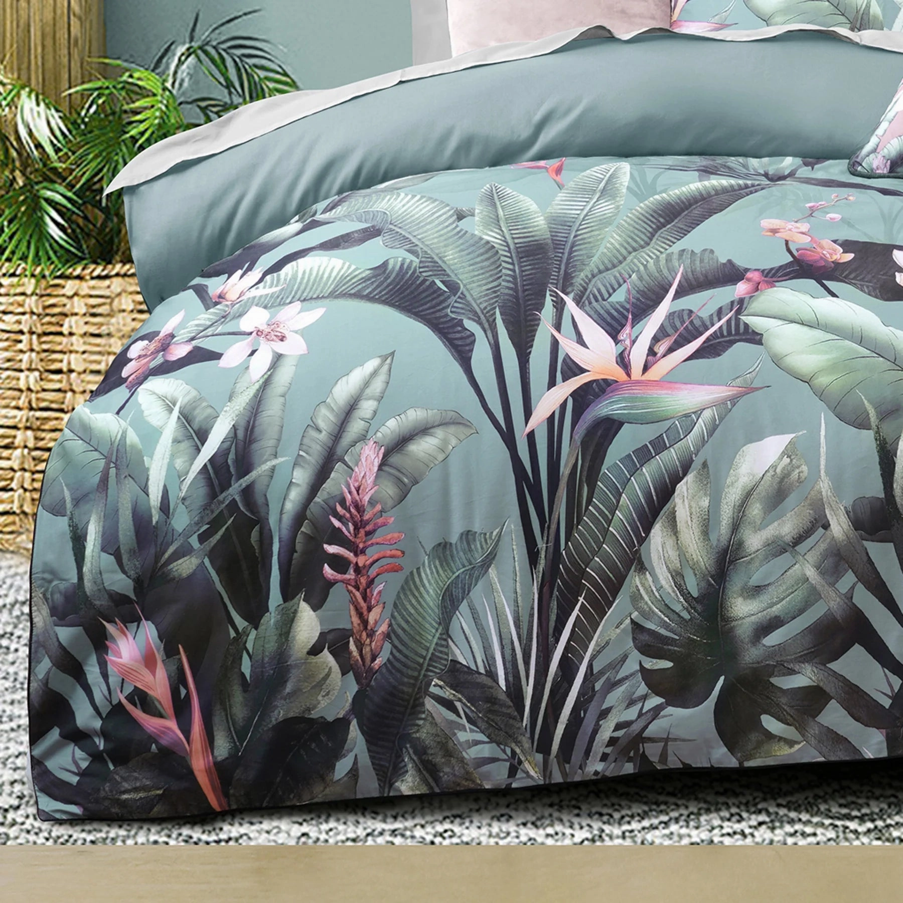 Mika Green Quilt Cover Set By Bianca