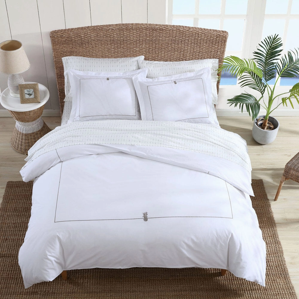 Pineapple Resort Embroidered Quilt Cover Set by Tommy Bahama