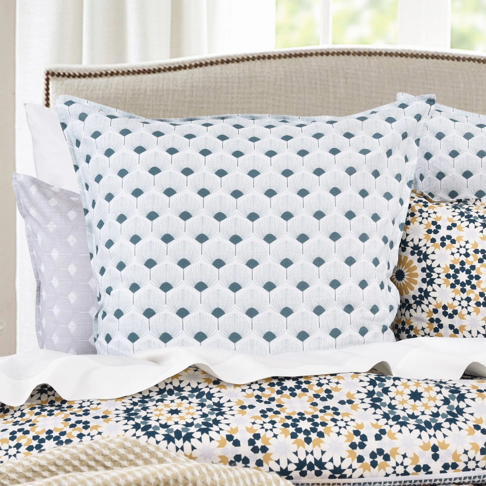 Renee Taylor 300 TC Cotton Reversible Benitta Quilt Cover Set