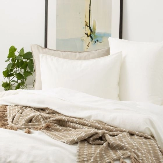 Renee Taylor Cavallo Stone Washed 100% Linen Quilt Cover Set White