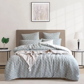 Renee Taylor Luna Jacquard Yarn Dye Quilt Cover Set