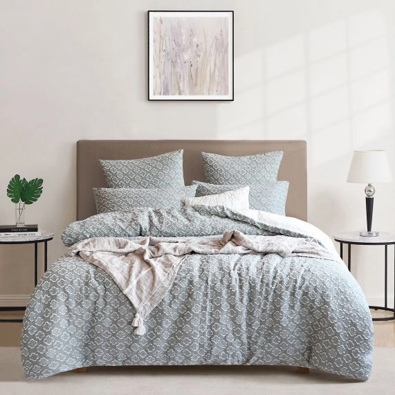 Renee Taylor Luna Jacquard Yarn Dye Quilt Cover Set