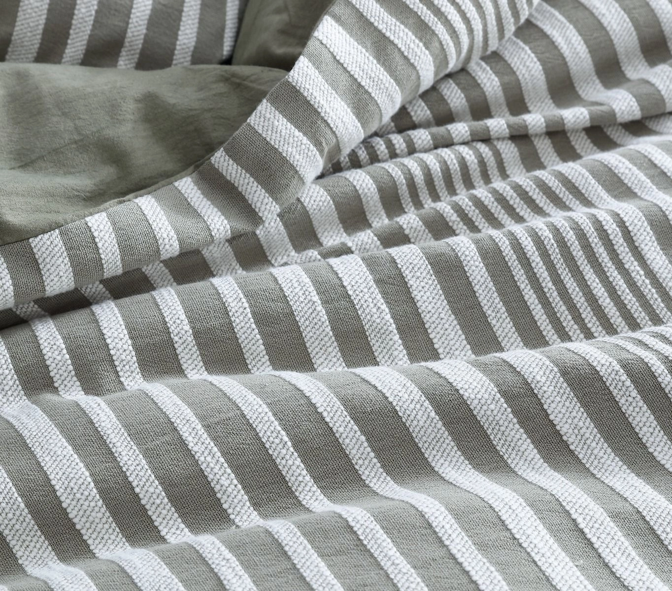 Ronson Olive Quilt Cover Set by Royal Doulton
