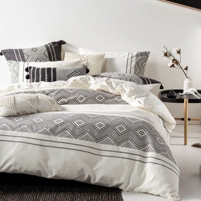 St Lucia Magnet Quilt Cover Set by Linen House
