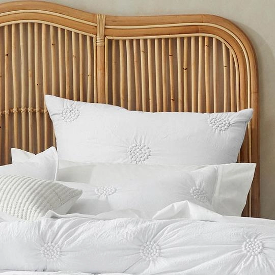 Summer White Quilt Cover Set by Logan and Mason Platinum