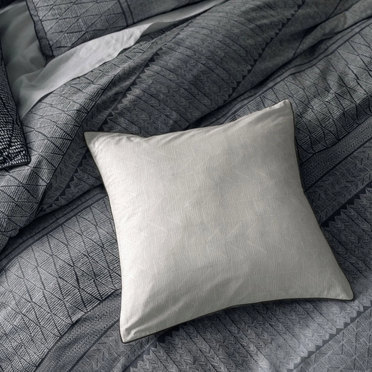 Vida Quilt Cover Set by Linen House