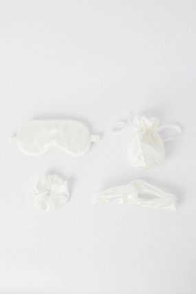 White Eye Cover And Hair Accessories Travel Beauty Bag