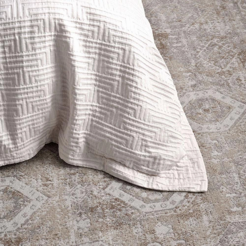 Winston White Quilt Cover Set by Linen House