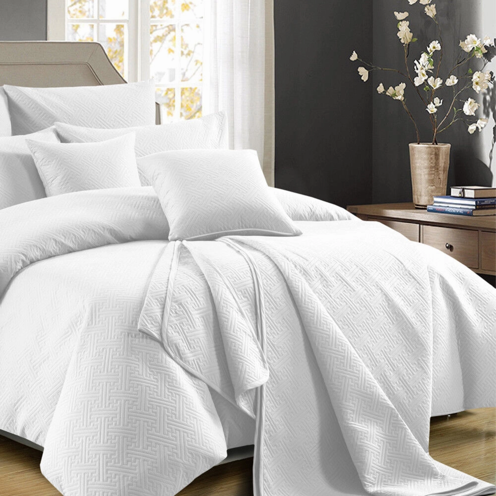 Zeus White Coverlet Set Queen/ King by Perle